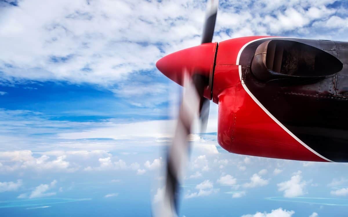 How Fast Does An Airplane Go? Flight Speeds Explained