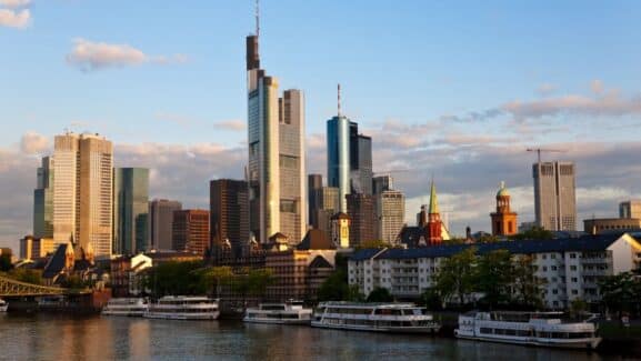 Frankfurt Chauffeur Services for Private Jets