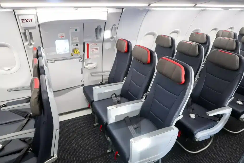 Best Seats on an Airplane (Economy, Business, First): What to Choose in 2026 2 Exit Row Seats