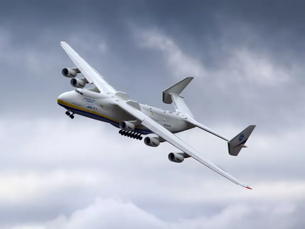 Antonov An-225 Mriya: The Story of the World's Largest Aircraft 4 Twin Vertical Stabilizers